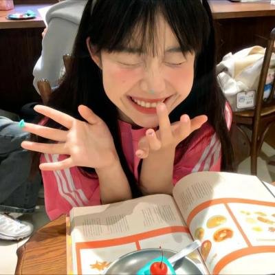 退婚当天,父母坦白来自无上帝族